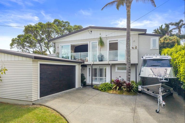 Photo of property in 17 Palmerston Road, Birkenhead, Auckland, 0626