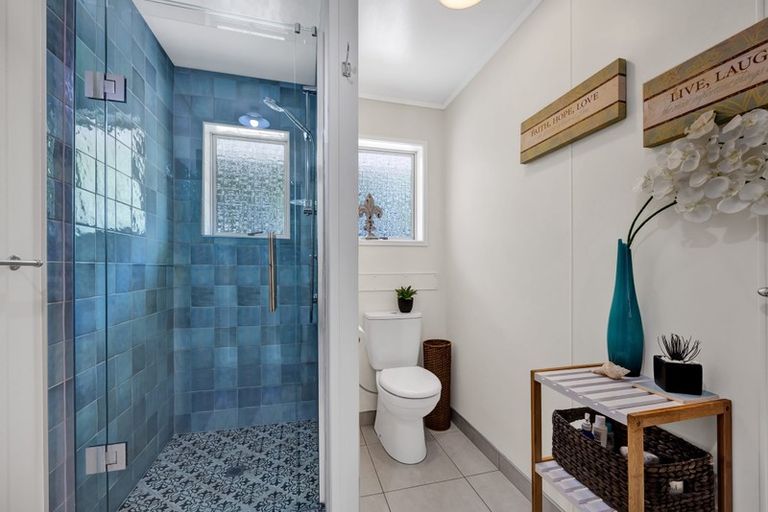 Photo of property in 9e Kereru Place, Upper Vogeltown, New Plymouth, 4310
