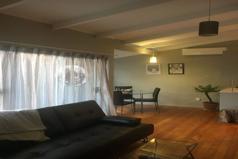 Photo of property in 15b Te Aroha Street, Hamilton East, Hamilton, 3216