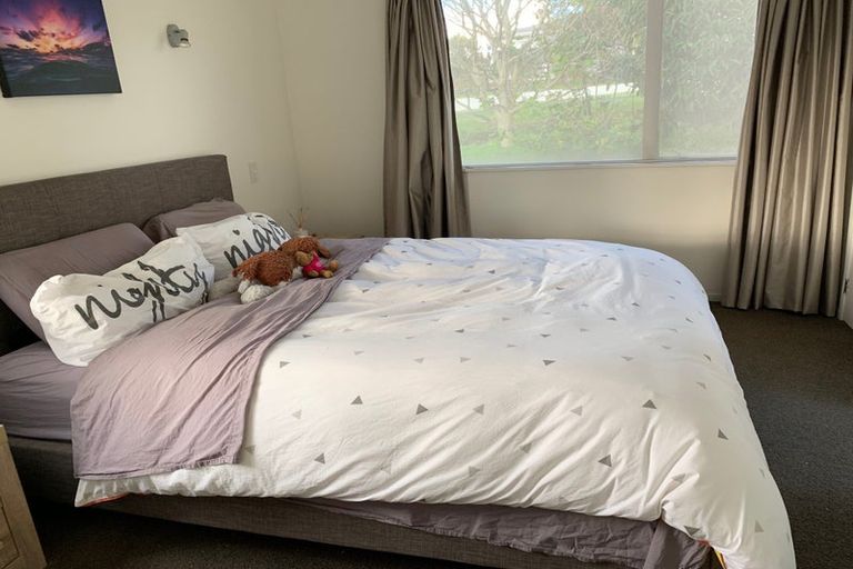 Photo of property in 2 Seaforth Avenue, Mangere Bridge, Auckland, 2022