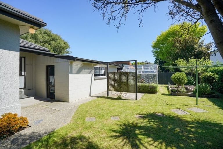 Photo of property in 92 Joseph Street, Waverley, Invercargill, 9810