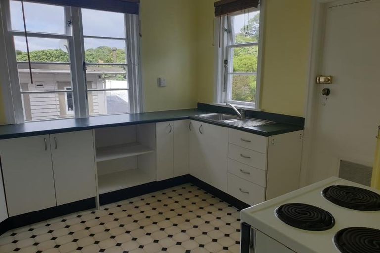 Photo of property in 7 Lewisville Terrace, Thorndon, Wellington, 6011