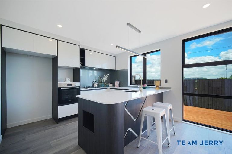 Photo of property in 61 Survila Street, Papakura, 2110