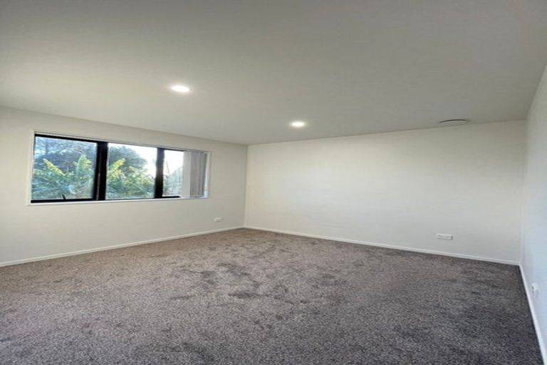 Photo of property in 10b Benton Place, Manurewa, Auckland, 2102