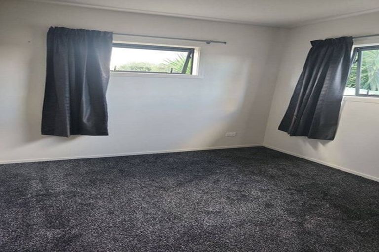 Photo of property in 308b One Tree Point Road, One Tree Point, 0118