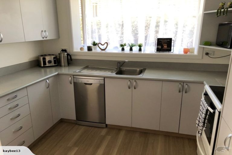 Photo of property in 20 Dunster Street, Burnside, Christchurch, 8053