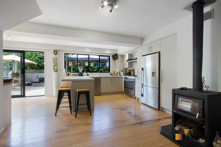 Photo of property in 8 Patterson Place, Waihi Beach, 3611