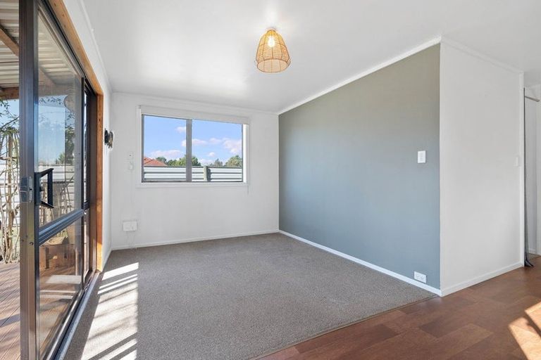 Photo of property in 9 Cross Street, Coalgate, 7673