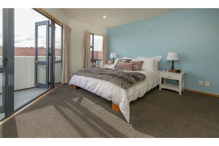 Photo of property in 2/96 Wainui Street, Riccarton, Christchurch, 8041