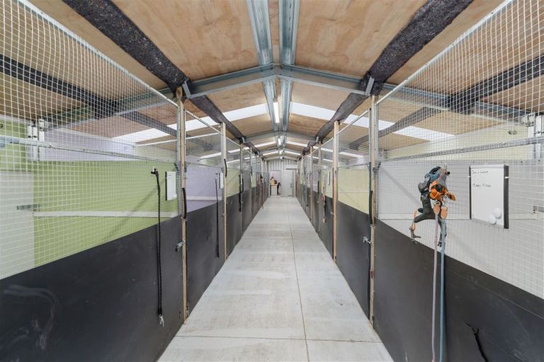 Photo of property in 199 Old West Coast Road, Templeton, Christchurch, 7676