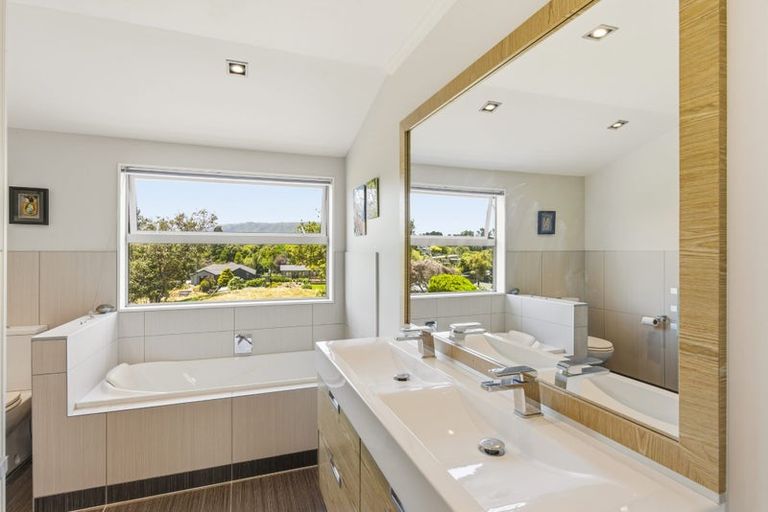 Photo of property in 23a Ruru Road, Otaihanga, Paraparaumu, 5036