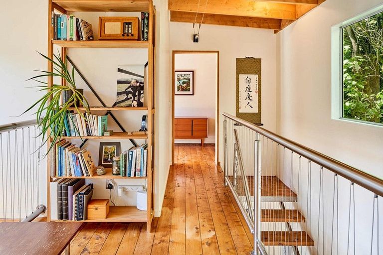 Photo of property in 101 Cluny Road, Plimmerton, Porirua, 5026