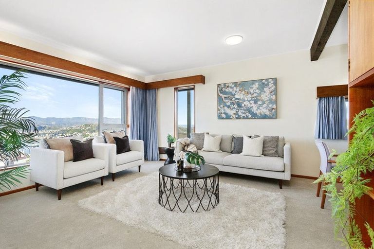 Photo of property in 5 Mataroa Avenue, Northland, Wellington, 6012