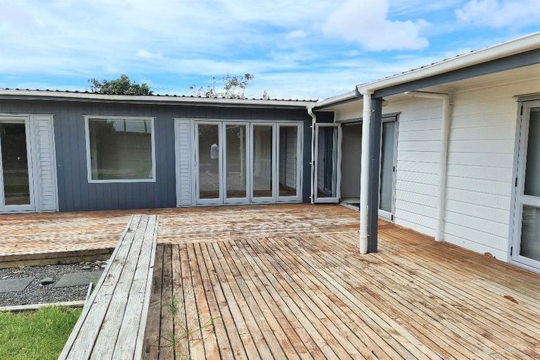 Photo of property in 544 Don Buck Road, Westgate, Auckland, 0614