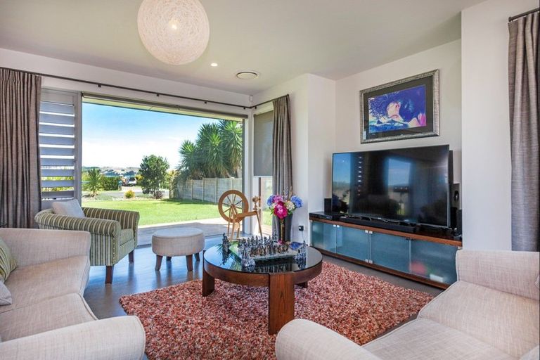 Photo of property in 7 Koromiko Drive, Coromandel, 3506