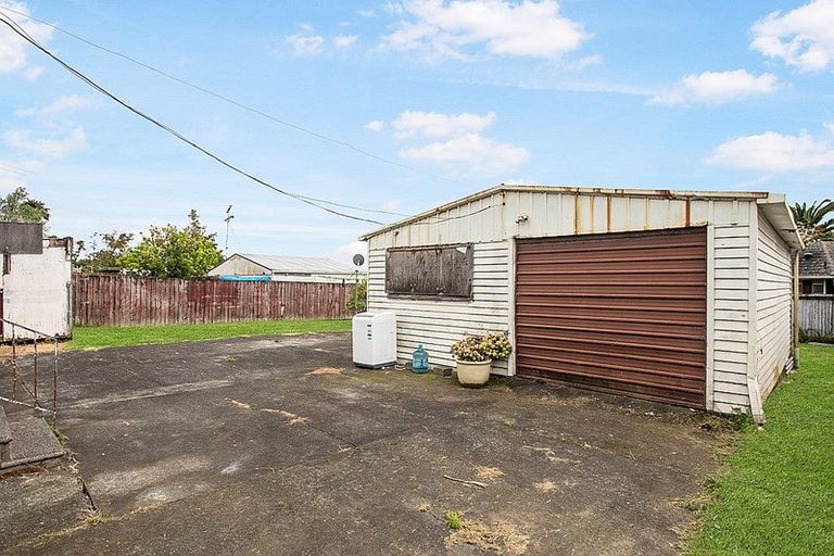 Photo of property in 14 Boundary Road, Clover Park, Auckland, 2019