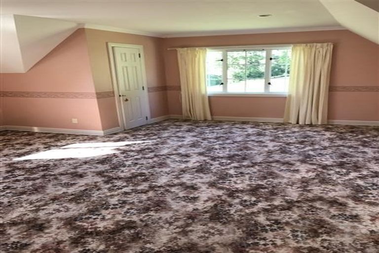 Photo of property in 26 Awhiorangi Promenade, Swanson, Auckland, 0816