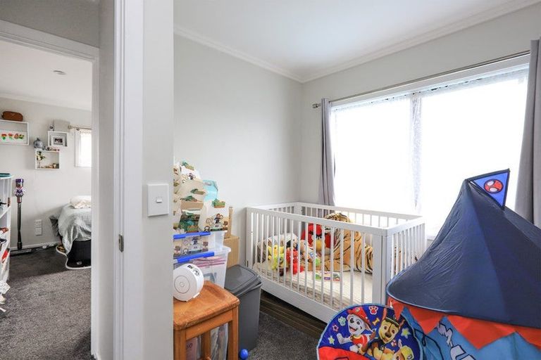 Photo of property in 5 Arklow Place, Flaxmere, Hastings, 4120