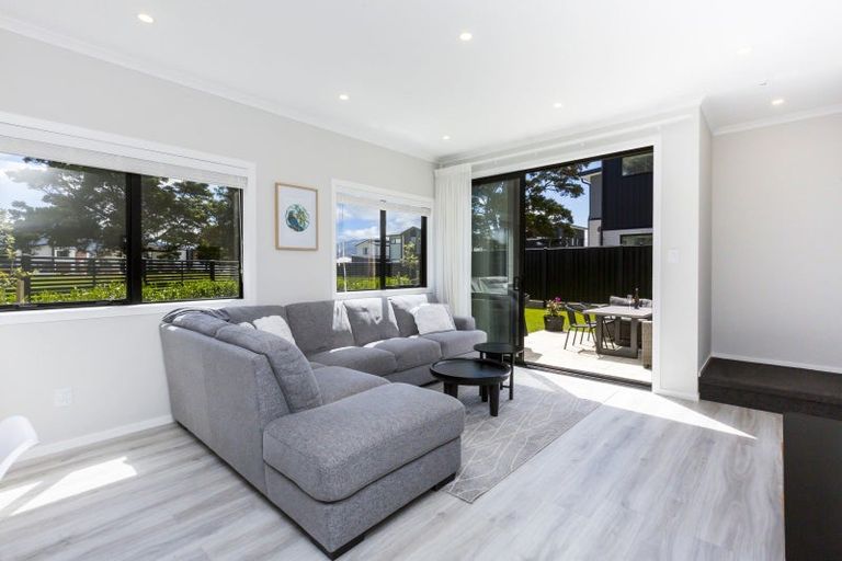 Photo of property in 80 Mawai Hakona Drive, Wallaceville, Upper Hutt, 5018