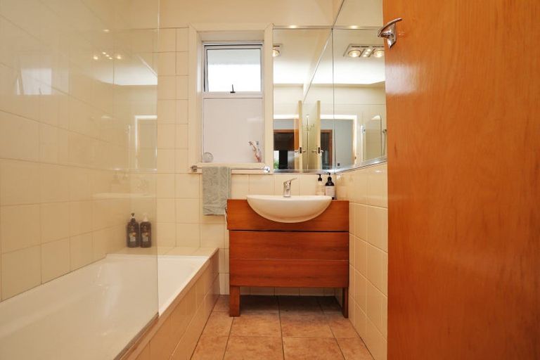 Photo of property in 163 Stobo Street, Grasmere, Invercargill, 9810