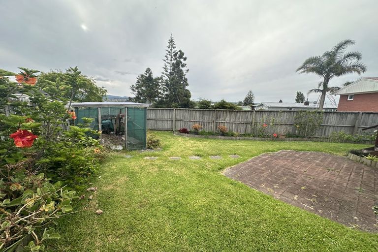 Photo of property in 59a View Road, Henderson, Auckland, 0612