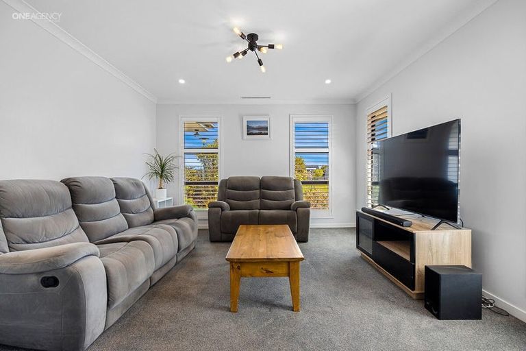 Photo of property in 85 Te Kohanga Drive, Pegasus, 7612
