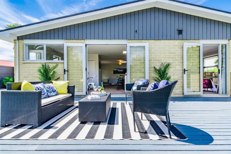 Photo of property in 49 Donovan Road, Paraparaumu Beach, Paraparaumu, 5032