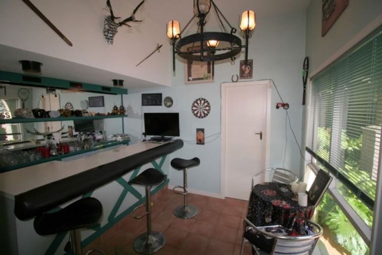 Photo of property in 50 Banks Avenue, Dallington, Christchurch, 8061