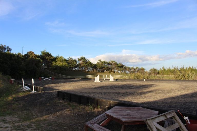 Photo of property in 175 Hanham Road, Kumeu, 0891