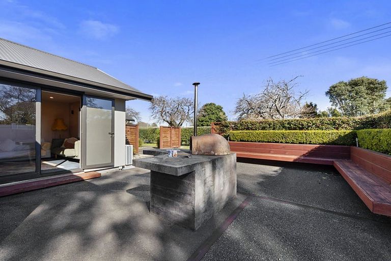 Photo of property in 533 Manutahi Road, Lepperton, New Plymouth, 4373