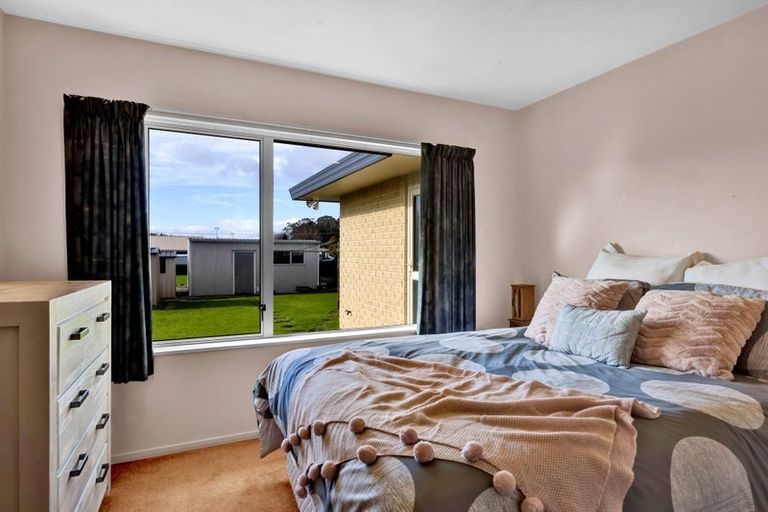 Photo of property in 25 Rimu Street, Inglewood, 4330