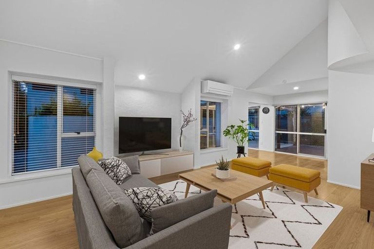 Photo of property in 41a Maygrove Drive, Orewa, 0931