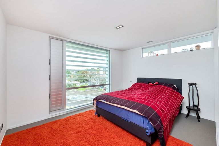 Photo of property in 1462 Whangaparaoa Road, Army Bay, Whangaparaoa, 0930
