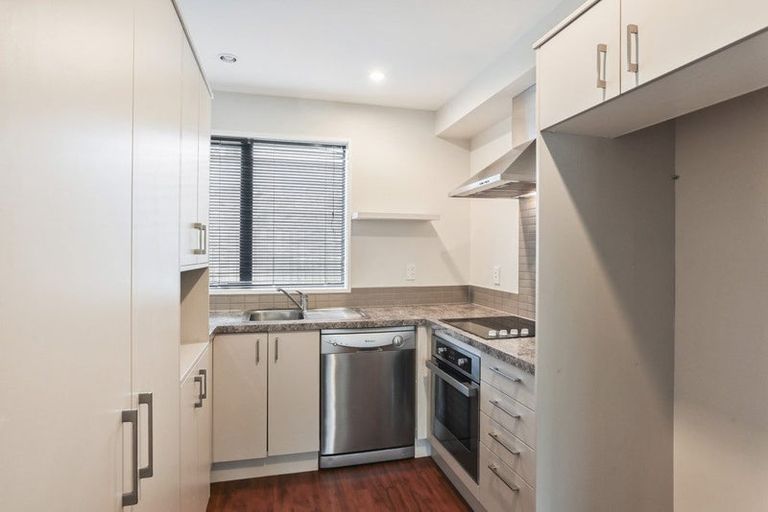 Photo of property in 4/14 London Street, Richmond, Christchurch, 8013