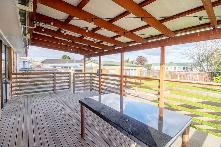 Photo of property in 99 Cargill Street, Papakura, 2110