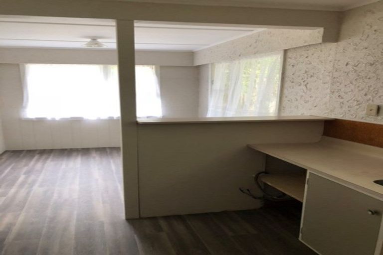 Photo of property in 7 Reid Road, Wainuiomata, Lower Hutt, 5014