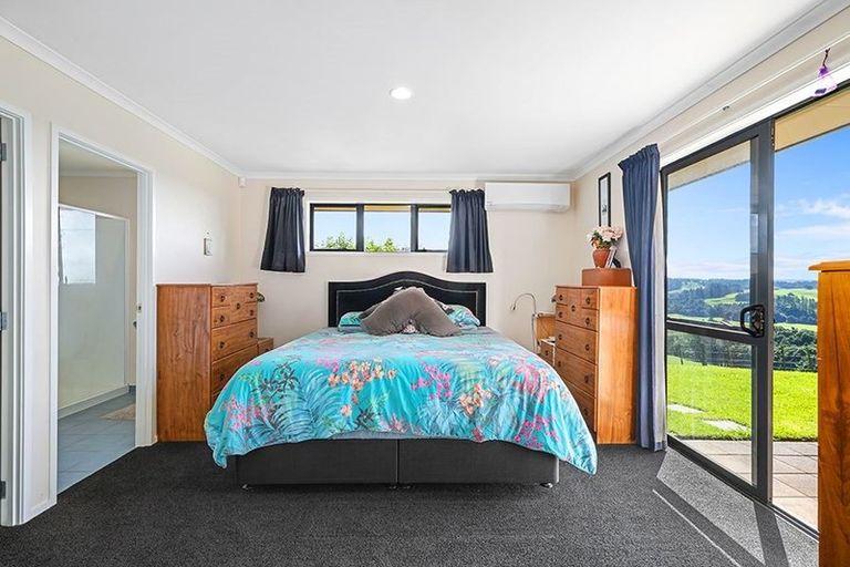 Photo of property in 52 Fishlock Road, Te Arai, Wellsford, 0974