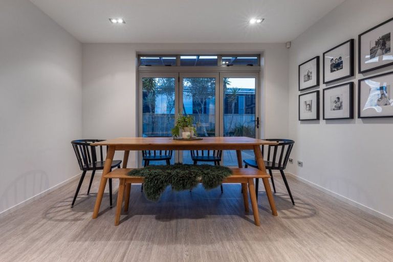 Photo of property in 35 Endeavour Drive, Whitby, Porirua, 5024