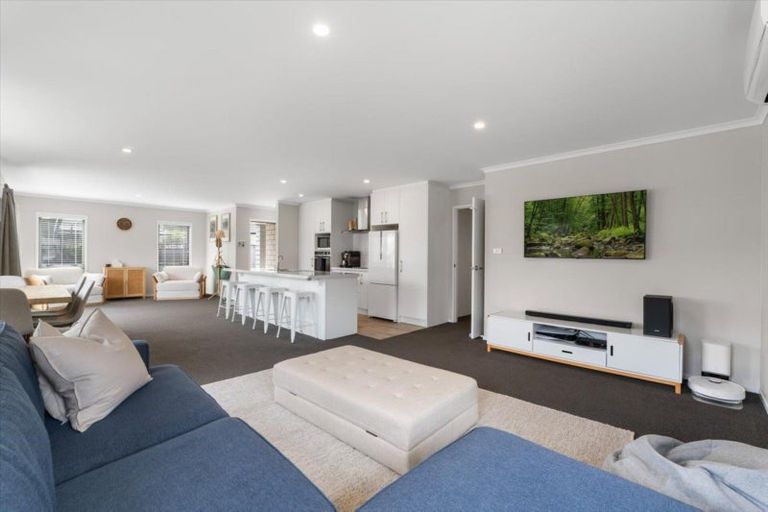 Photo of property in 14 Conniston Way, Pyes Pa, Tauranga, 3112