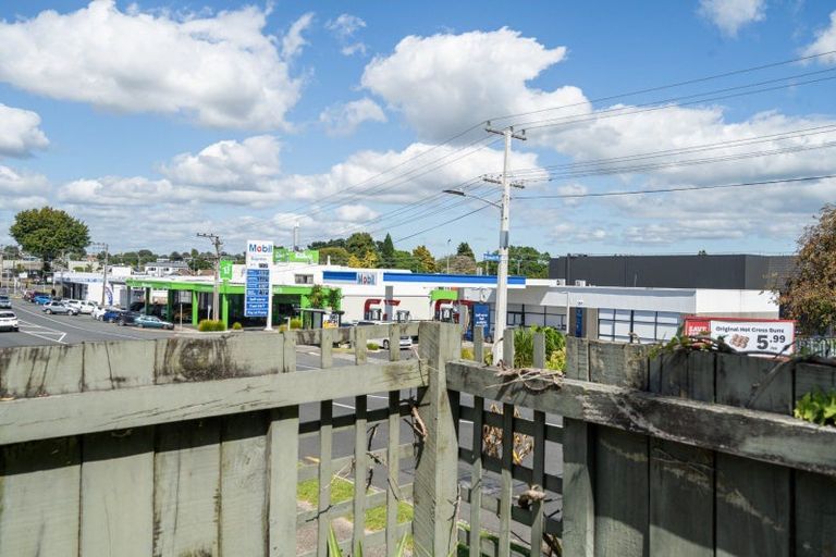 Photo of property in 151a Otumoetai Road, Brookfield, Tauranga, 3110