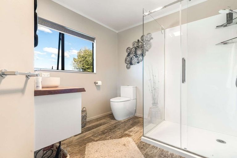 Photo of property in 9 Henare Place, Tihiotonga, Rotorua, 3015