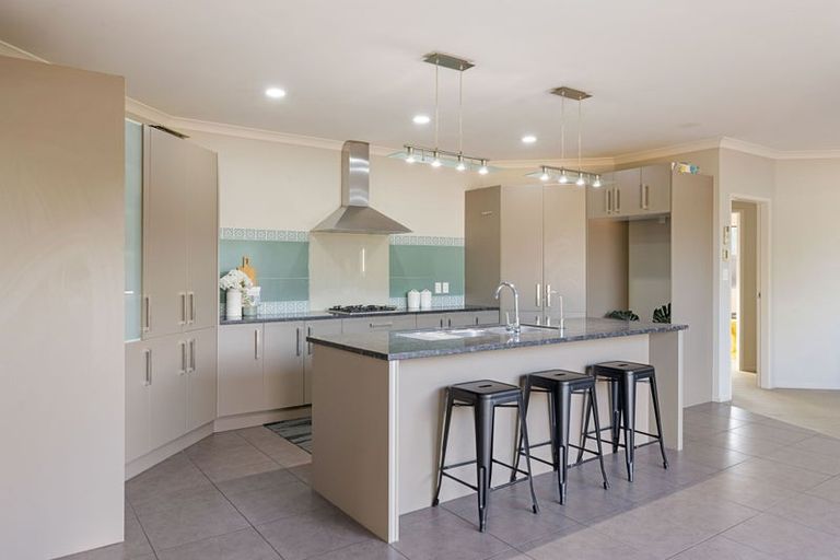 Photo of property in 64 Te Huia Drive, Flagstaff, Hamilton, 3210