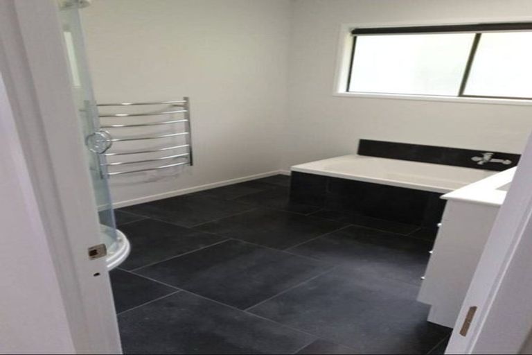 Photo of property in 52 Hilltop Avenue, Morningside, Whangarei, 0110