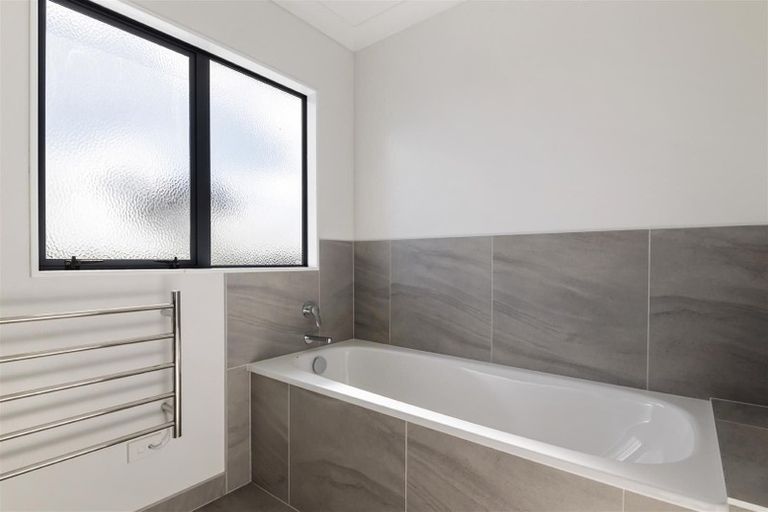 Photo of property in 139 Ostrich Farm Road, Pukekohe, 2676