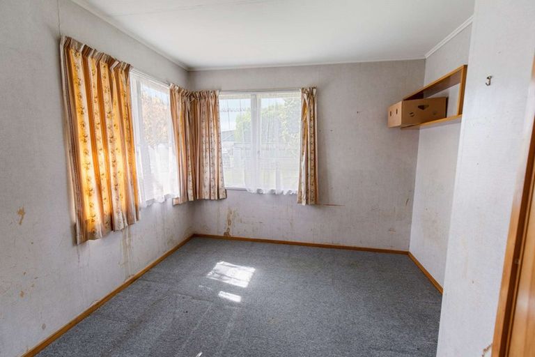 Photo of property in 8 Waterford Place, Westbrook, Palmerston North, 4412