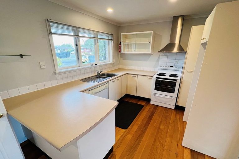 Photo of property in 1/63 Dunedin Street, Redwood, Christchurch, 8051