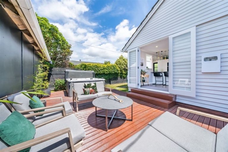 Photo of property in 8a Mccurdy Street, Elderslea, Upper Hutt, 5018