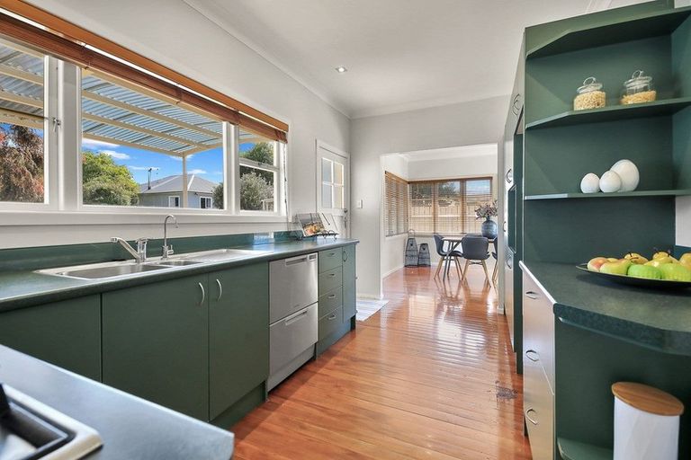 Photo of property in 48 Princes Street, Cambridge, 3434