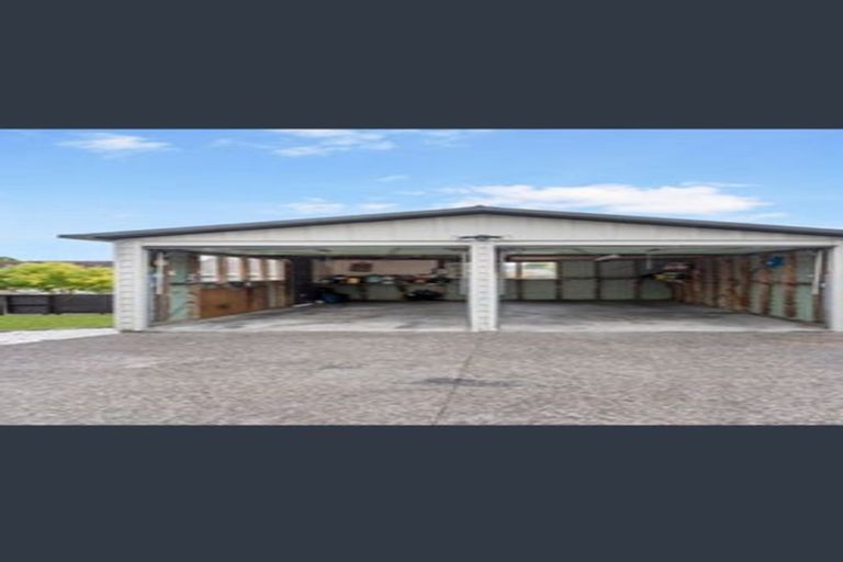 Photo of property in 2/62 Weymouth Road, Manurewa, Auckland, 2102