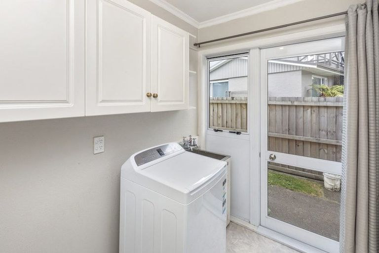 Photo of property in 4 Sonia Place, Casebrook, Christchurch, 8051